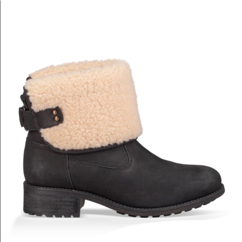UGG Aldon Ankle Boots Black Leather 8.5 Like New!